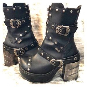 AMAZING Demonia Boots with metal heel plates